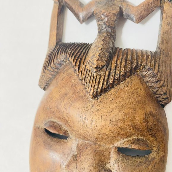 Authentic AFRICART Guro Mask with horns and Seated Divinity 10" Made in Malawi. - Picture 11 of 16